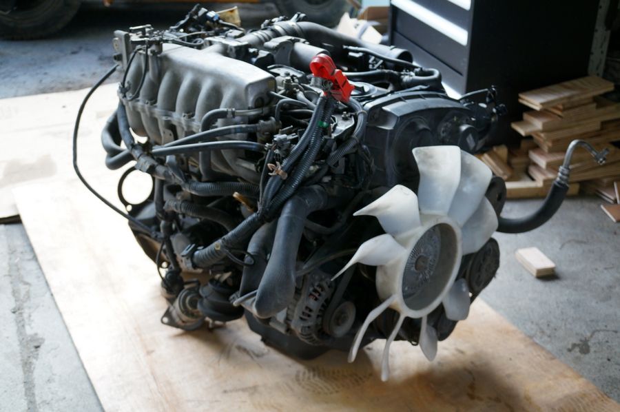 NISSAN SKYLINE R34 GTT RB25DET NEO ENGINE