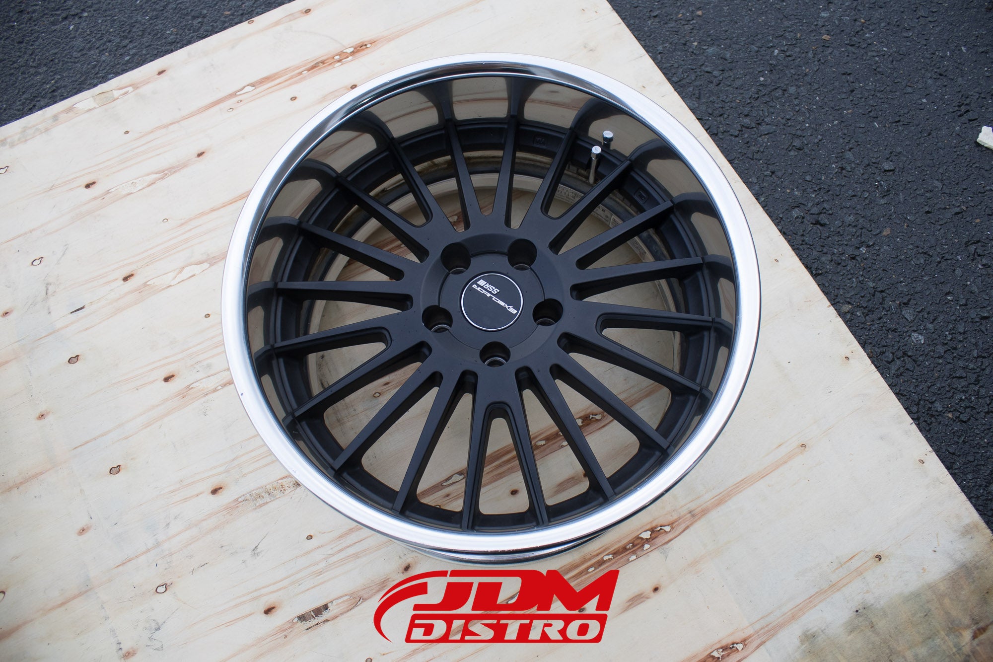 SSR EXECUTOR EX03 - JDM Distro - Buy JDM Wheels, Engines and Parts
