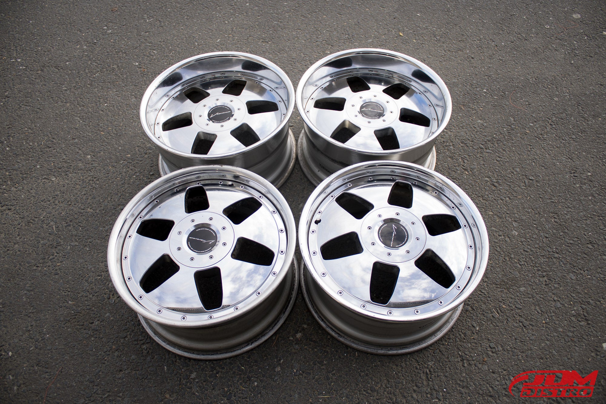 SSR VIENNA KREIS - JDM Distro - Buy JDM Wheels, Engines and Parts