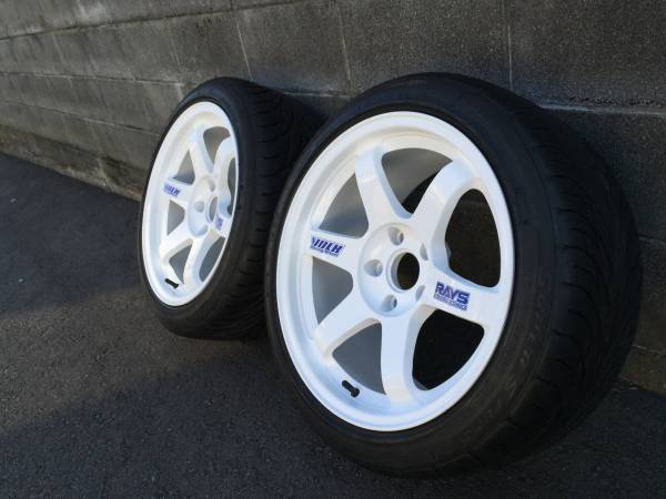 RAYS VOLK RACING TE37