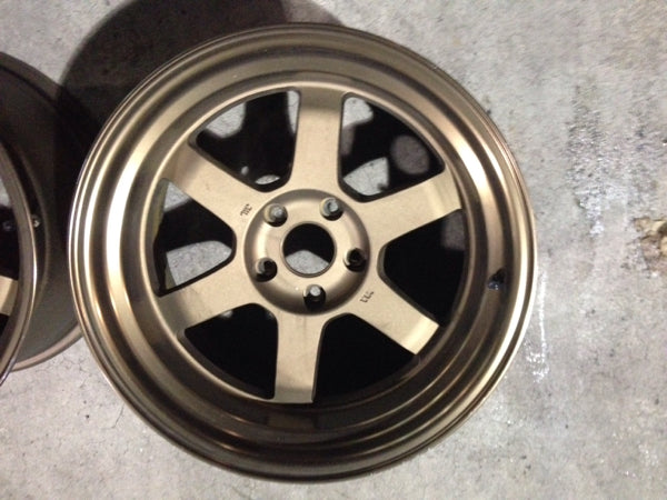 RAYS VOLK RACING TE37V
