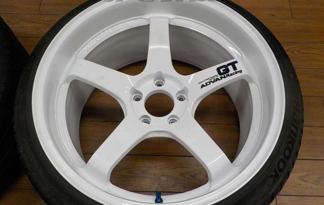 YOKOHAMA ADVAN RACING GT FORGED