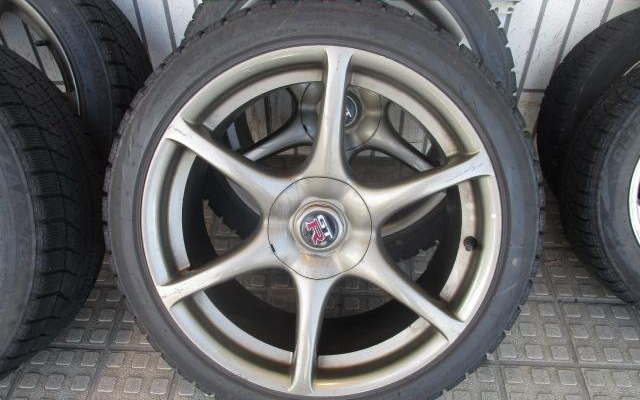 NISSAN SKYLINE R34 GTR GENUINE OEM FORGED WHEELS WITH CAPS
