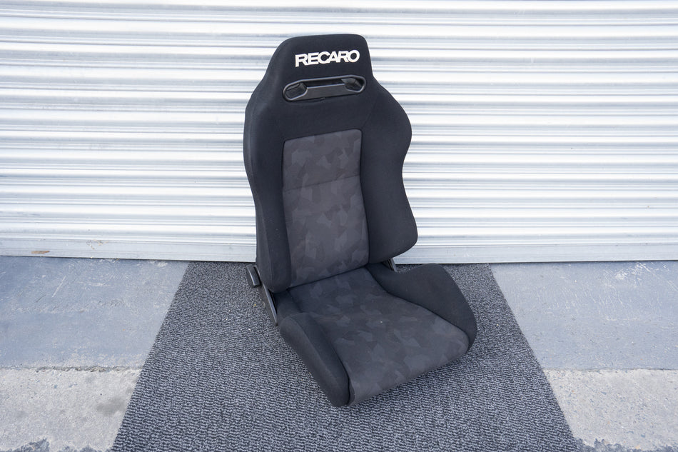 RECARO SR3 ARTISTA BLACK RECLINER RACING SEAT