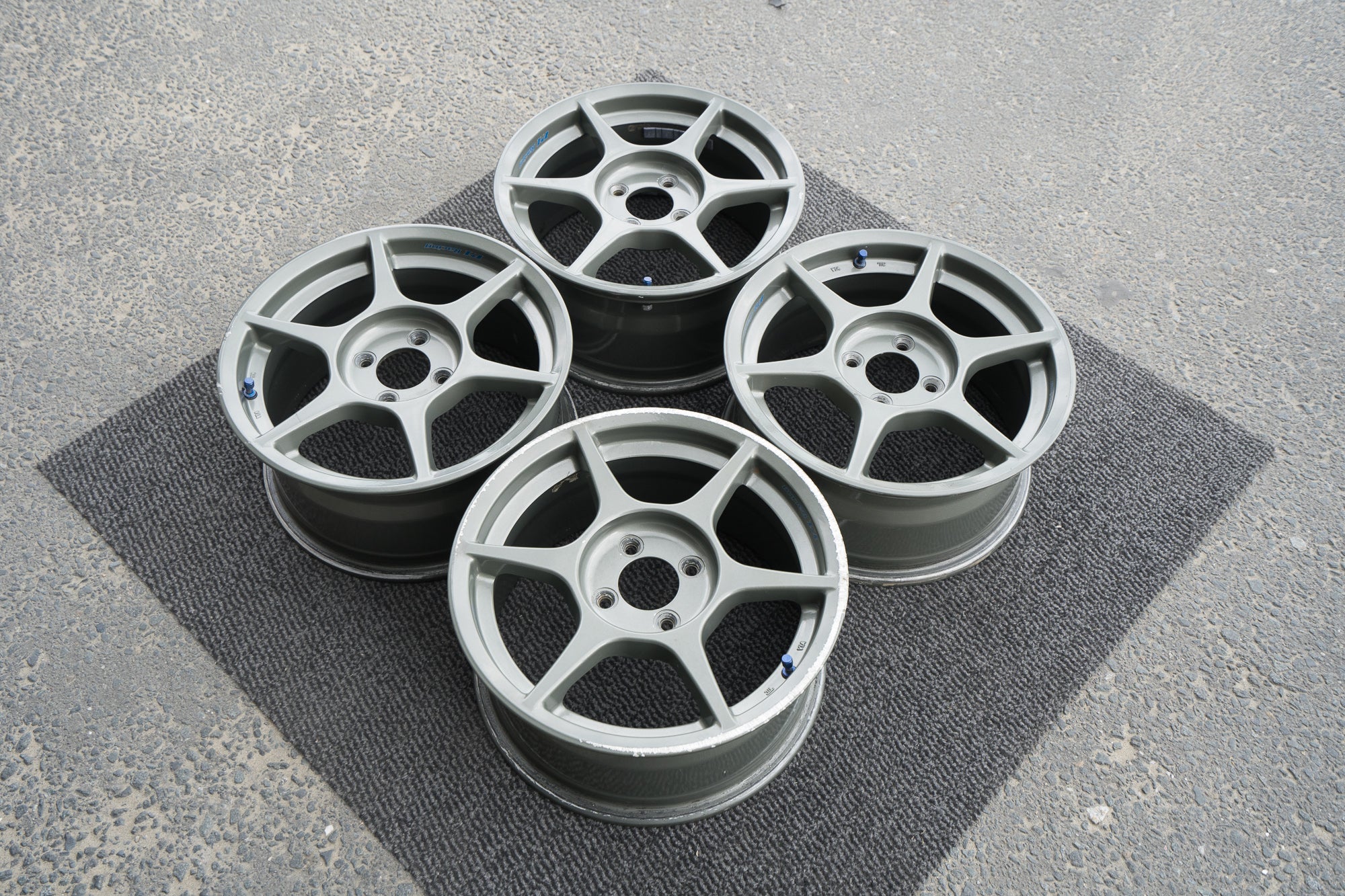 BUDDYCLUB P1 RACING G1 - JDM Distro - Buy JDM Wheels, Engines and