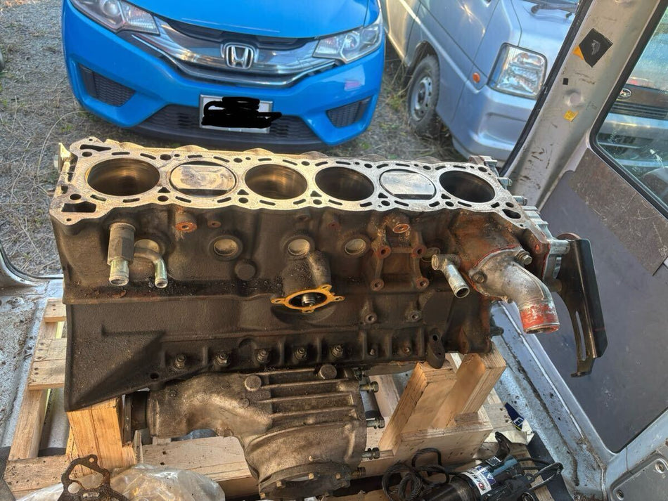 NISSAN SKYLINE GTR V-SPEC BNR34 RB26DETT ENGINE SHORT-BLOCK