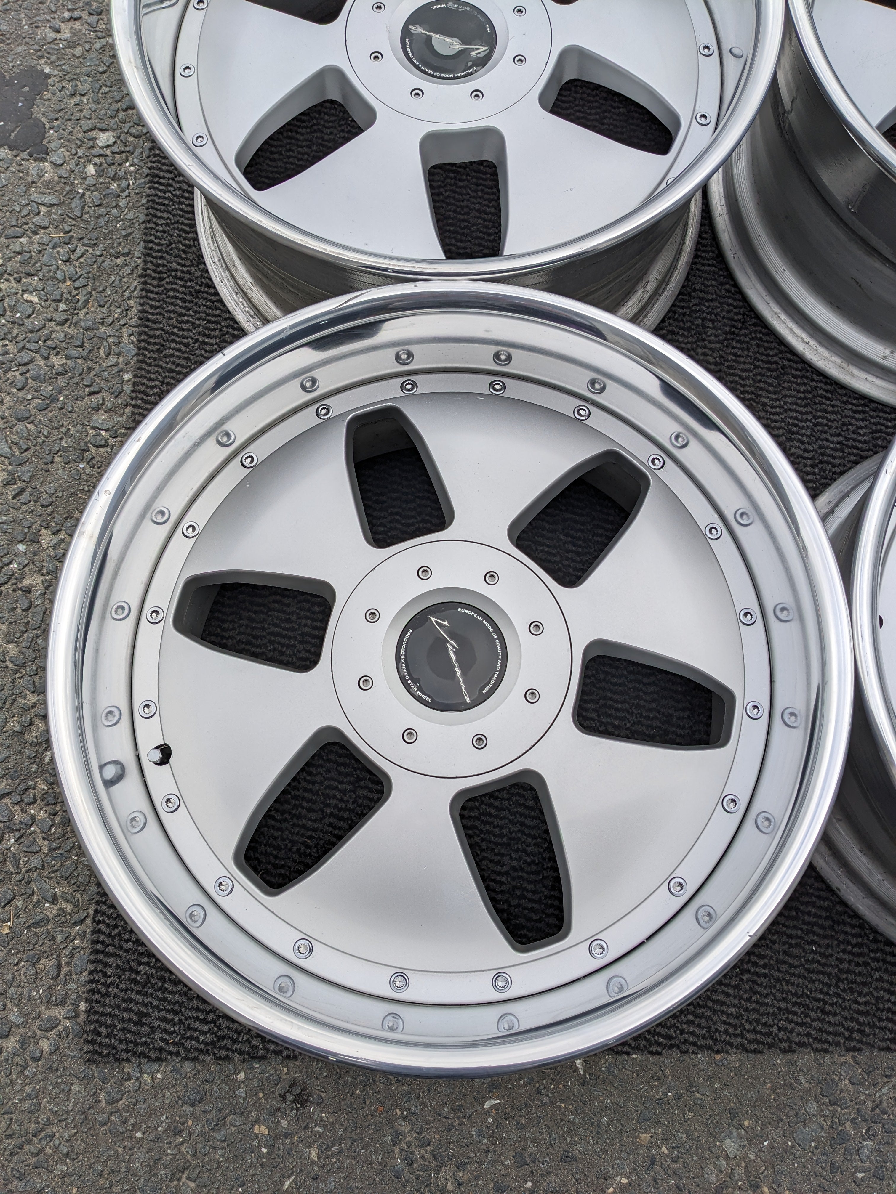 SSR VIENNA KREIS - JDM Distro - Buy JDM Wheels, Engines and Parts