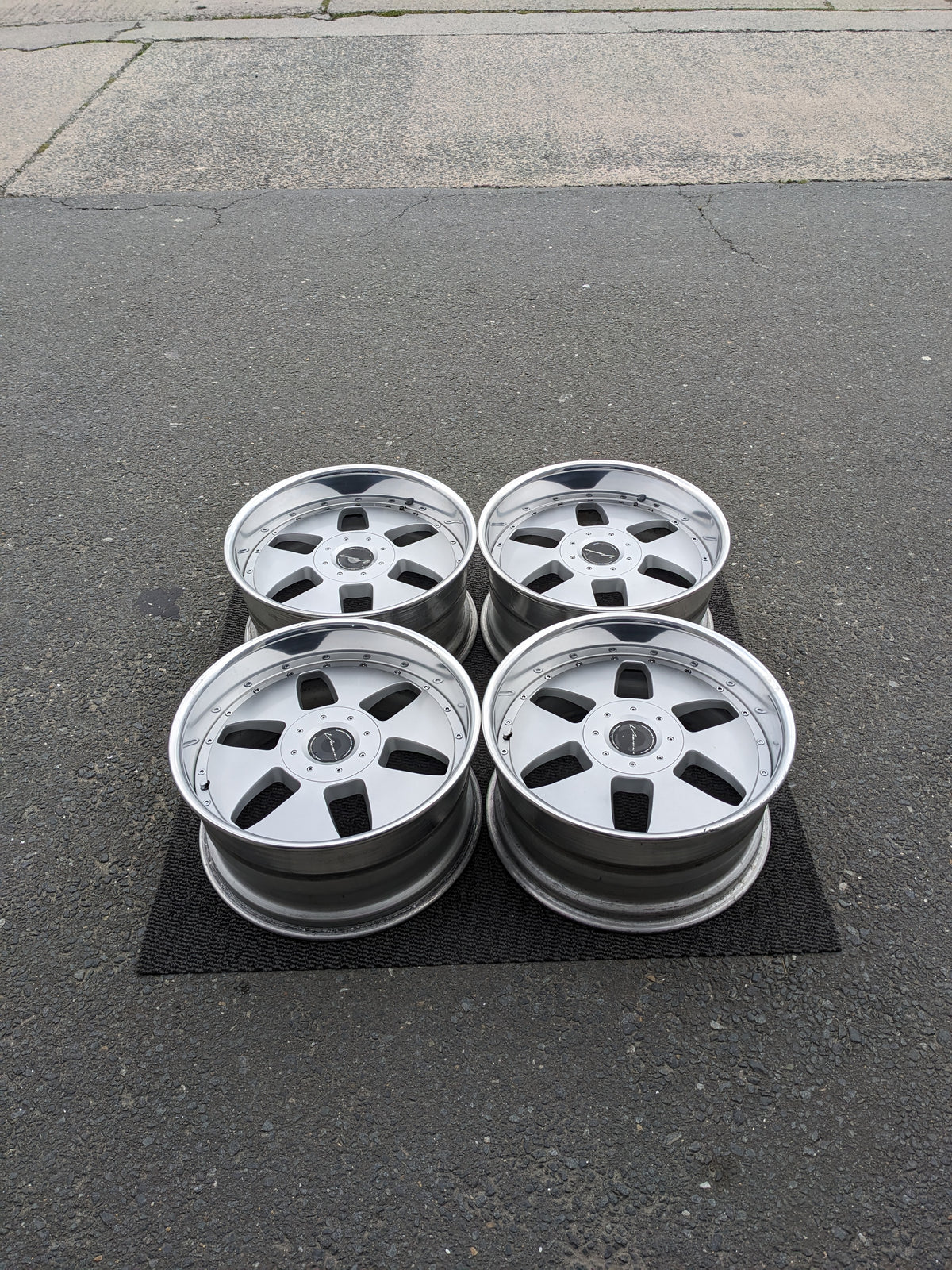 Vienna Rims SSR VIENNA KREIS - JDM Distro - Buy JDM Wheels, Engines and Parts ...