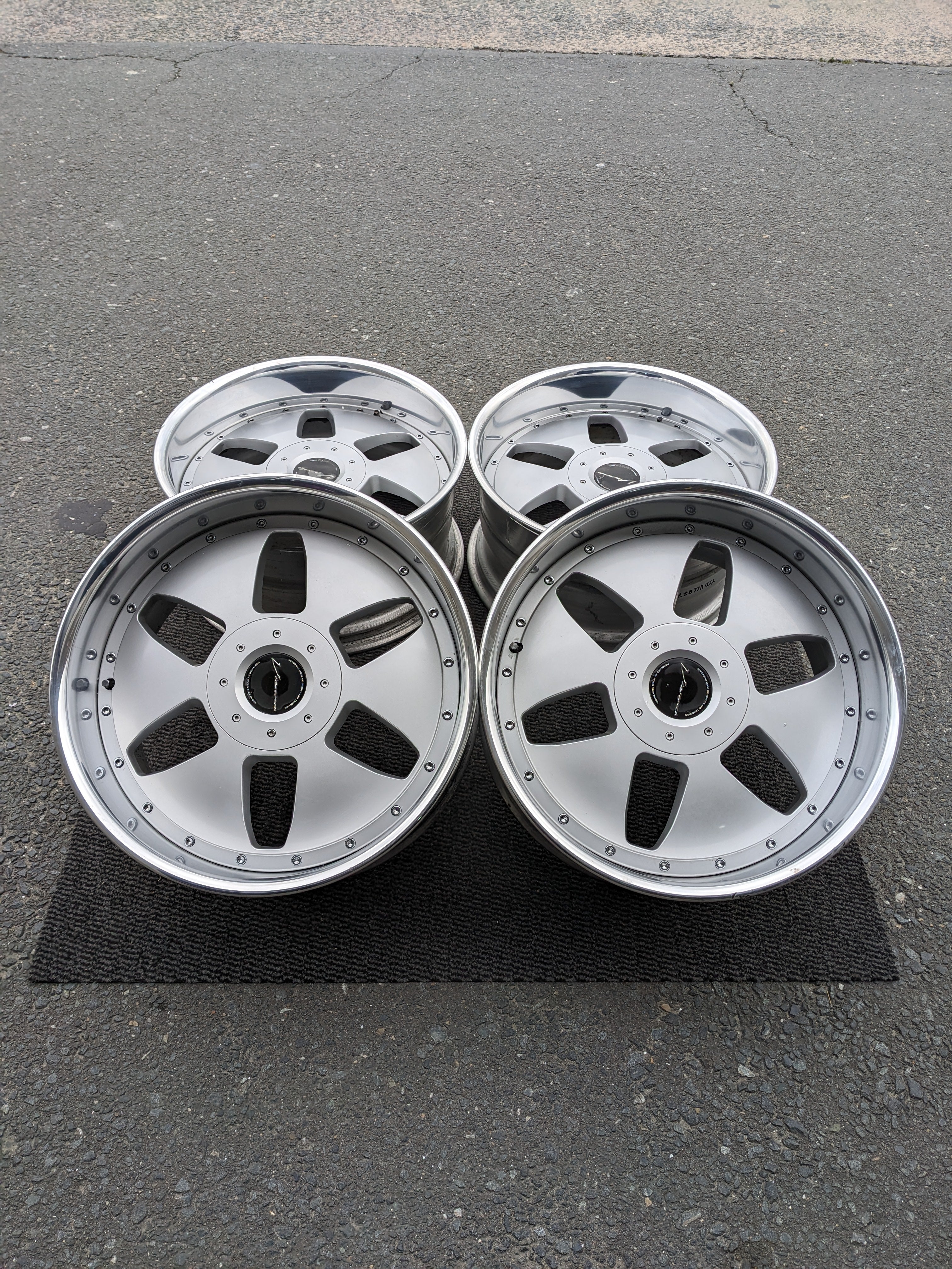 SSR VIENNA KREIS - JDM Distro - Buy JDM Wheels, Engines and Parts