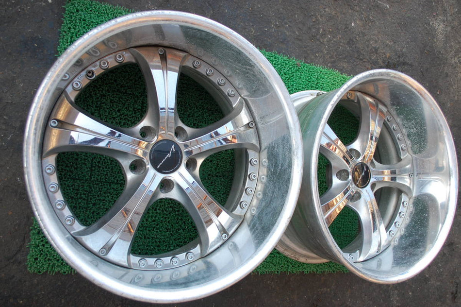 SSR VIENNA COURAGE PAIR