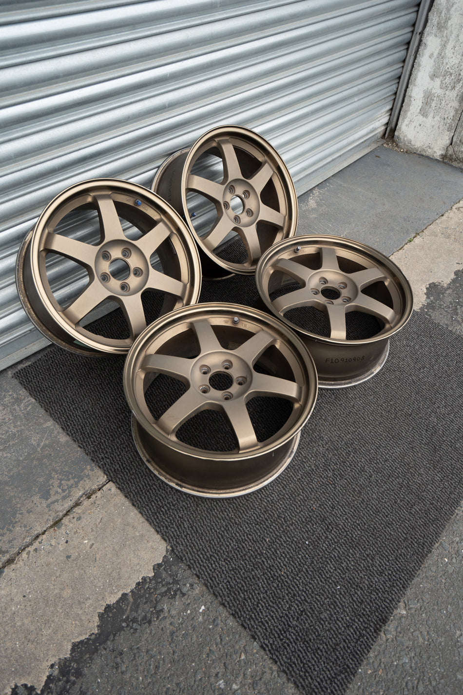 RAYS VOLK RACING TE37 OG BRONZE