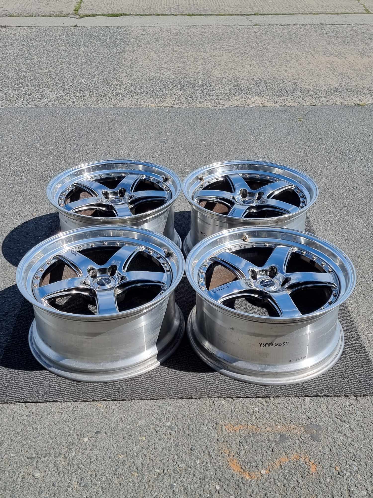 ENKEI RACINGLINE RP03 CHROME - JDM Distro - Buy JDM Wheels