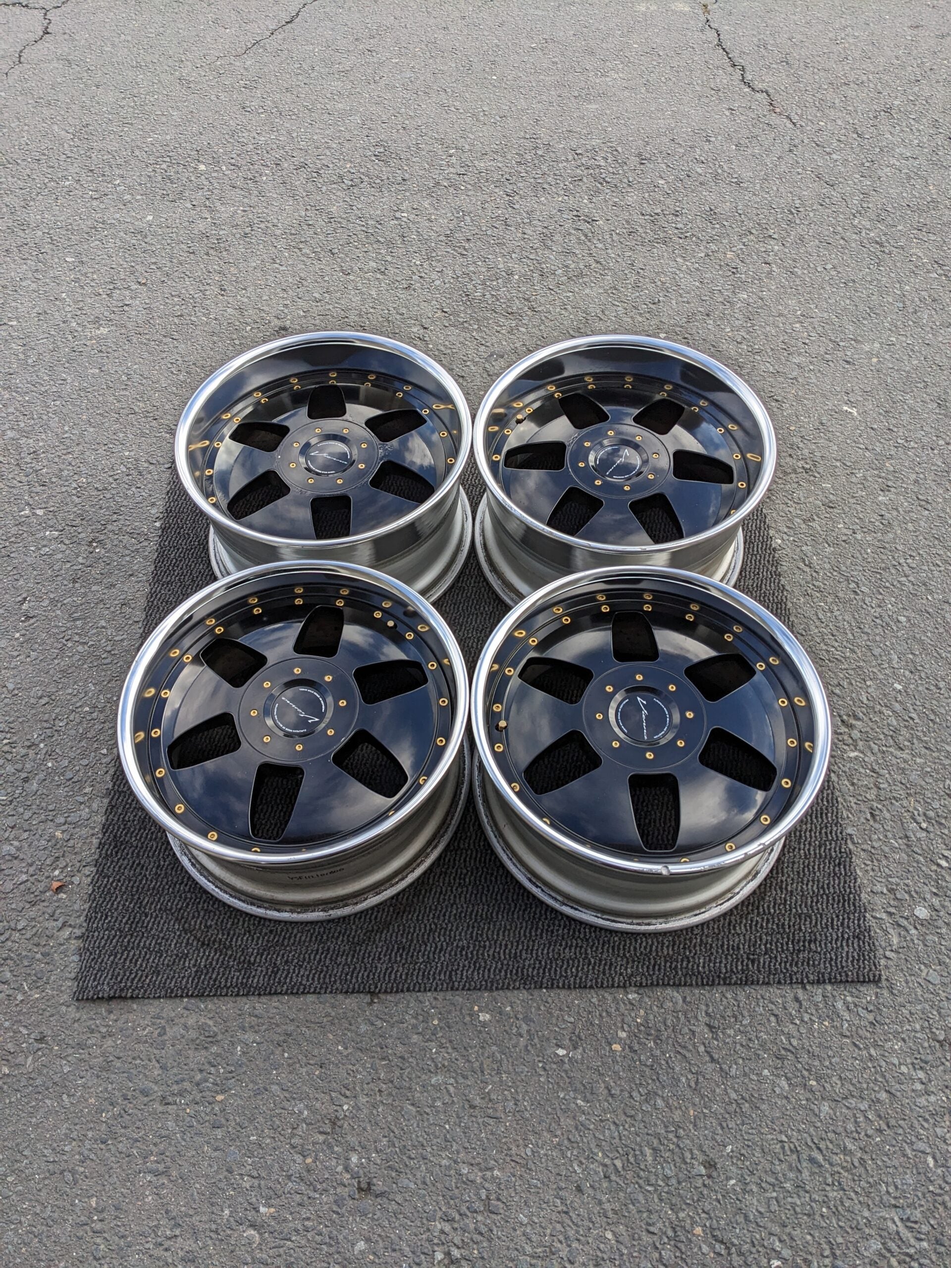 SSR VIENNA KREIS - JDM Distro - Buy JDM Wheels, Engines and Parts