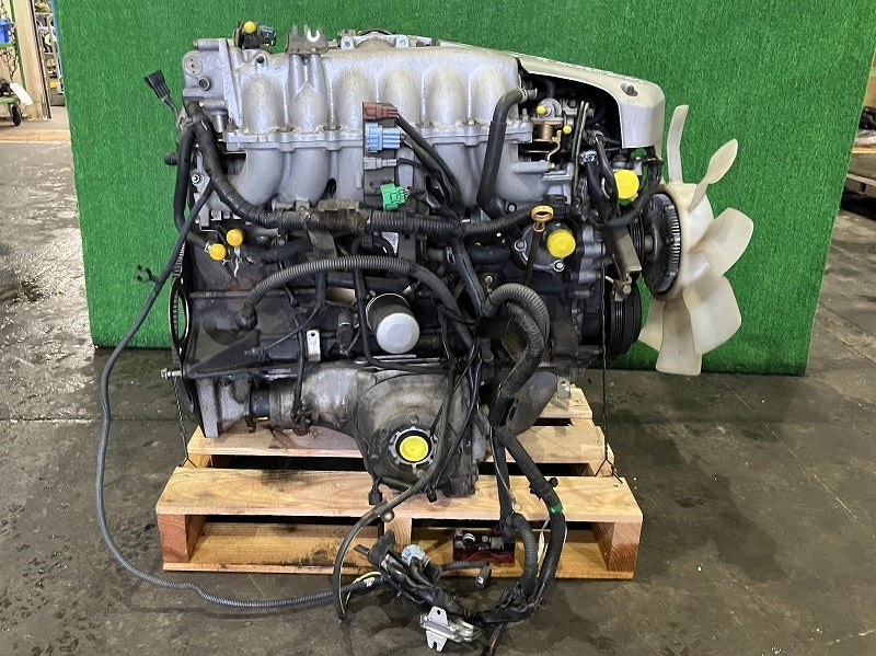 NISSAN SKYLINE R34 / STAGEA WGC34 RB25DET NEO ENGINE