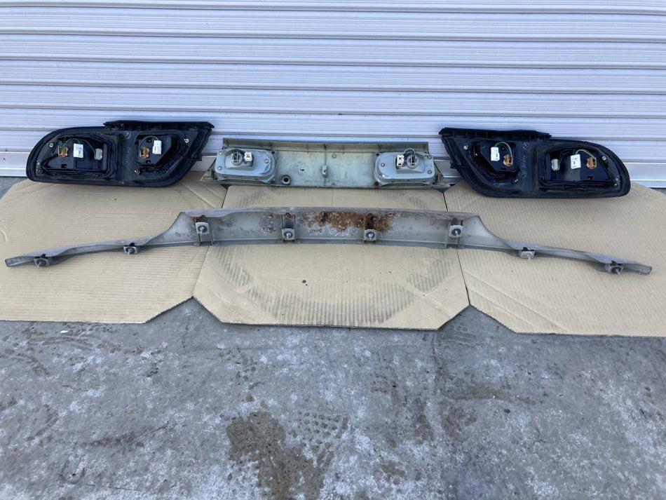 NISSAN 180SX S13 KOUKI TAIL LIGHT SET WITH GARNISH &amp; REAR PANEL