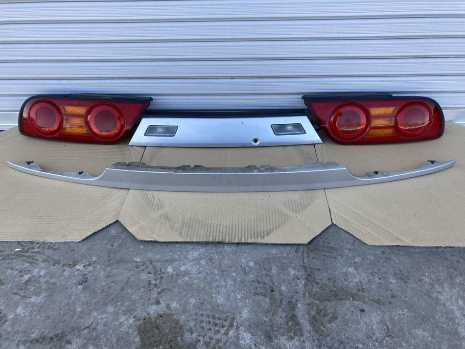 NISSAN 180SX S13 KOUKI TAIL LIGHT SET WITH GARNISH &amp; REAR PANEL