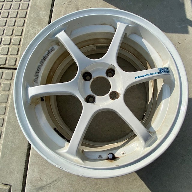 YOKOHAMA ADVAN RACING RG2