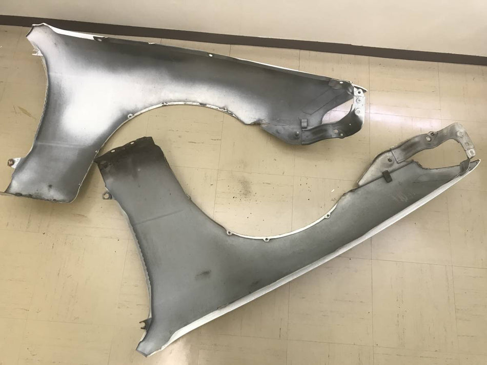 NISSAN SKYLINE R32 GTR BNR32 GENUINE OEM FRONT FENDERS WINGS PAIR