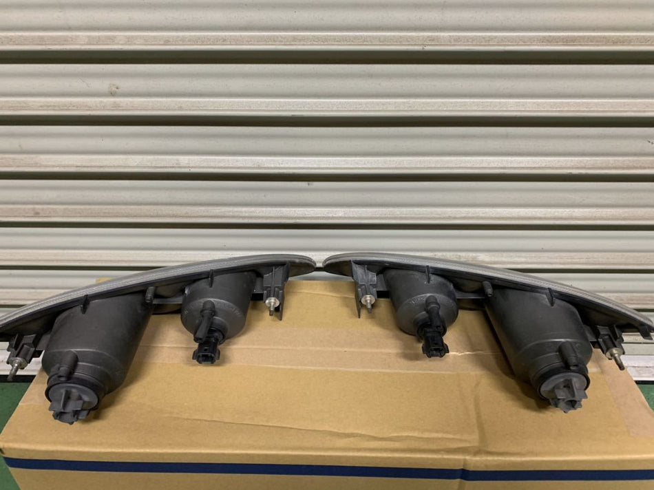 MAZDA RX7 FD3S GENUINE 99 SPEC FRONT BUMPER INDICATOR LIGHTS