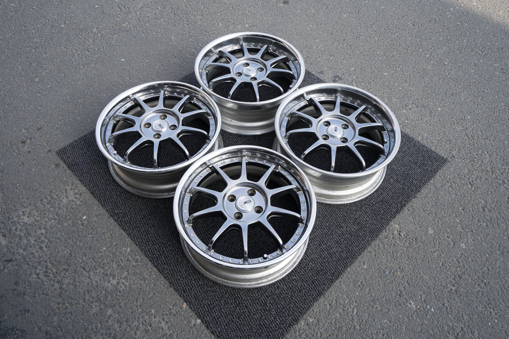 SSR PROFESSOR SP3R - JDM Distro - Buy JDM Wheels, Engines and