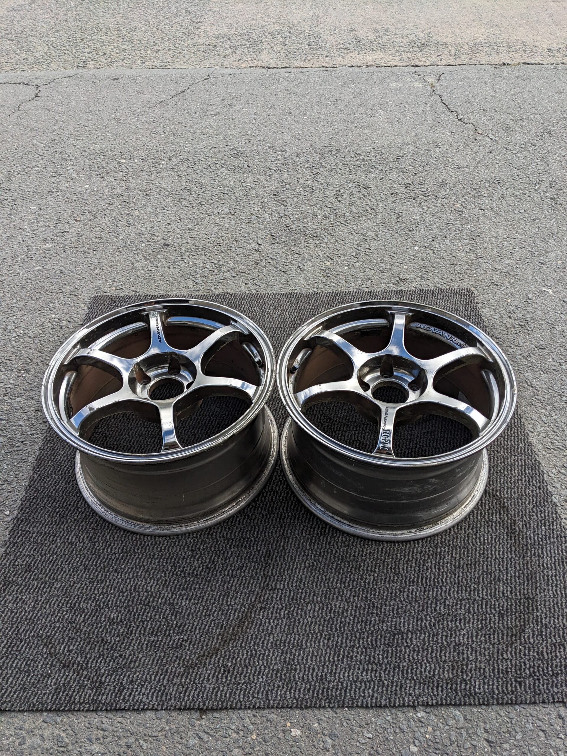 YOKOHAMA ADVAN RACING RG2 CHROME PAIR - JDM Distro - Buy JDM 