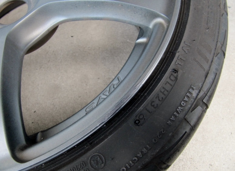 RAYS GRAMLIGHTS 57C6 - JDM Distro - Buy JDM Wheels, Engines and
