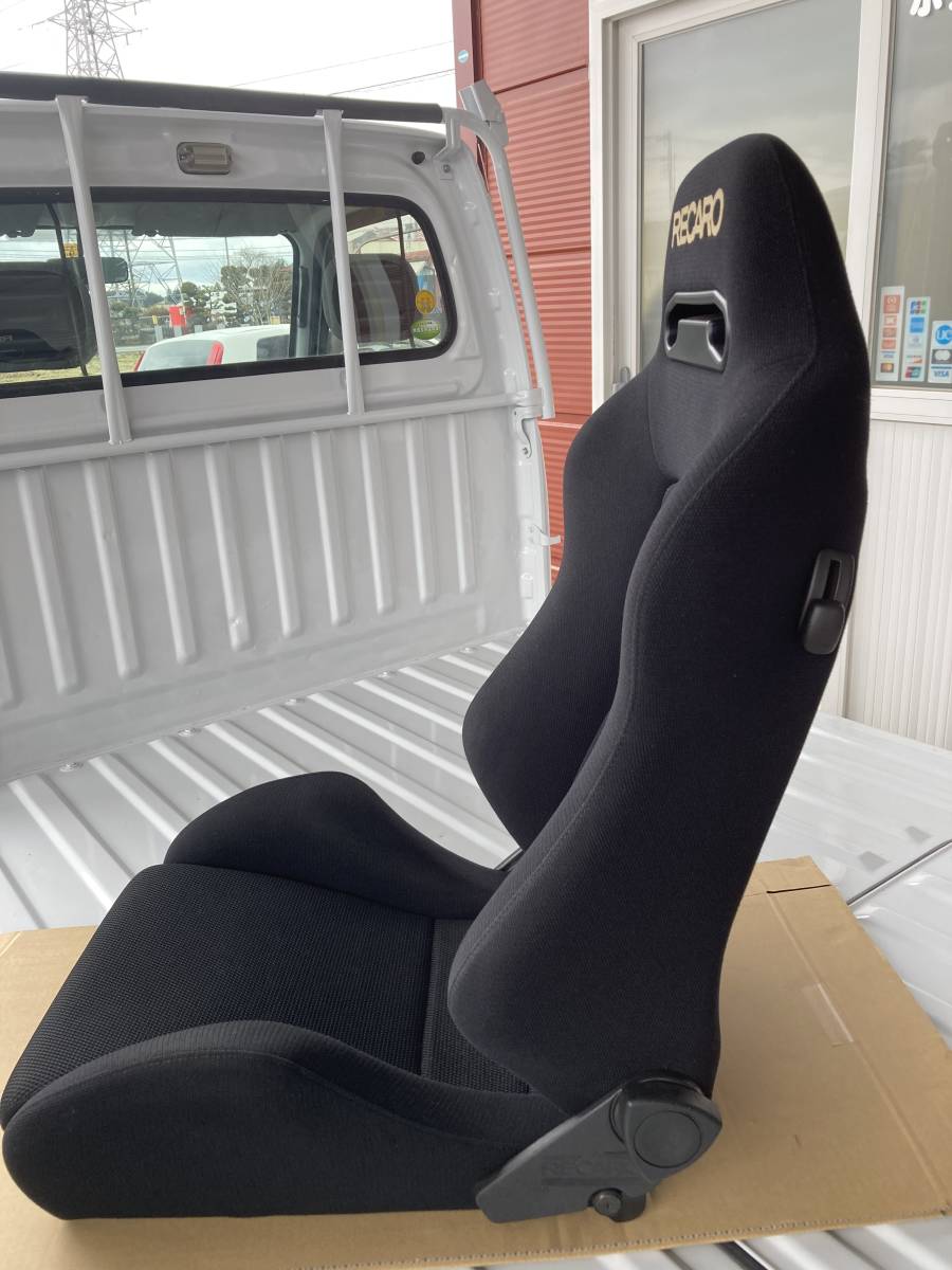 RECARO SR3 "JOHN RECARO 30 YEARS IN JAPAN" LIMITED EDITION SEAT