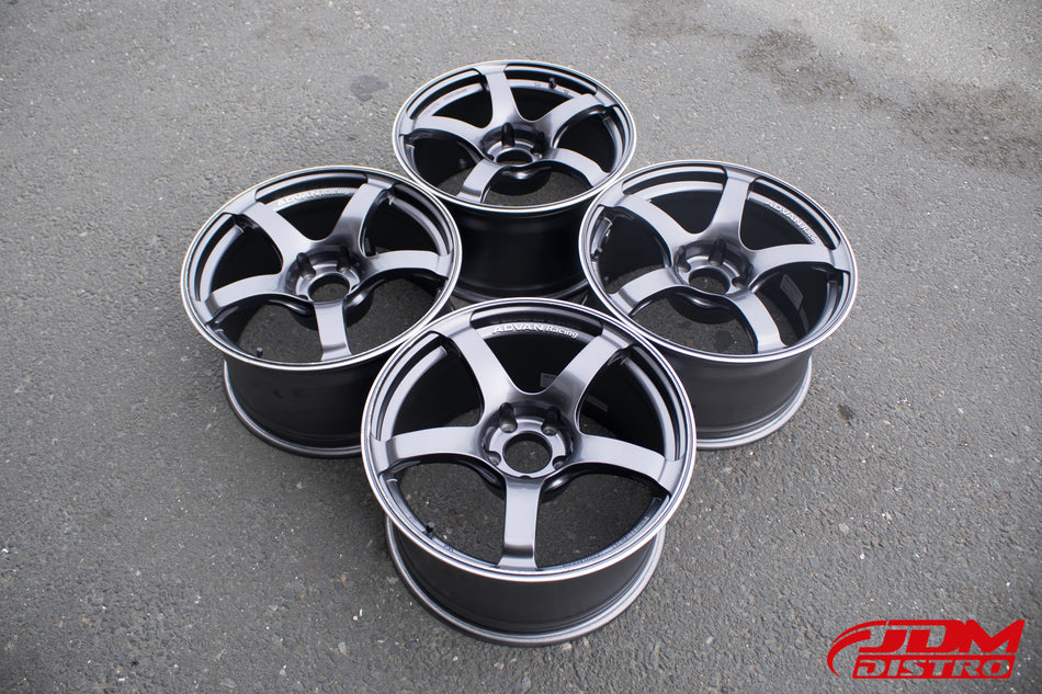 YOKOHAMA ADVAN RACING TC-4