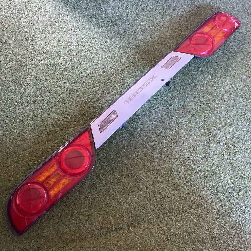 NISSAN 180SX S13 KOUKI TAIL LIGHTS SET WITH GARNISH