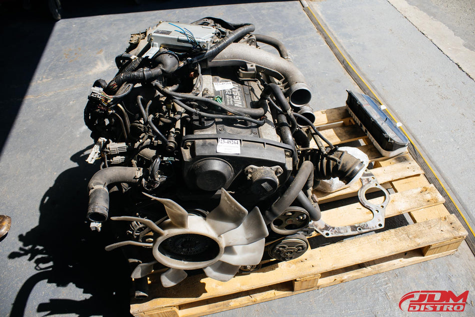 NISSAN SKYLINE R34 / LAUREL C35 RB25DET NEO ENGINE V LOW MILEAGE