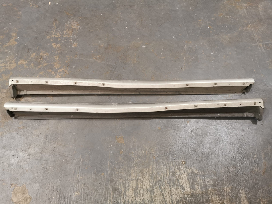 MITSUBISHI LANCER EVO 7 VII CT9A GENUINE JDM SIDE SKIRTS