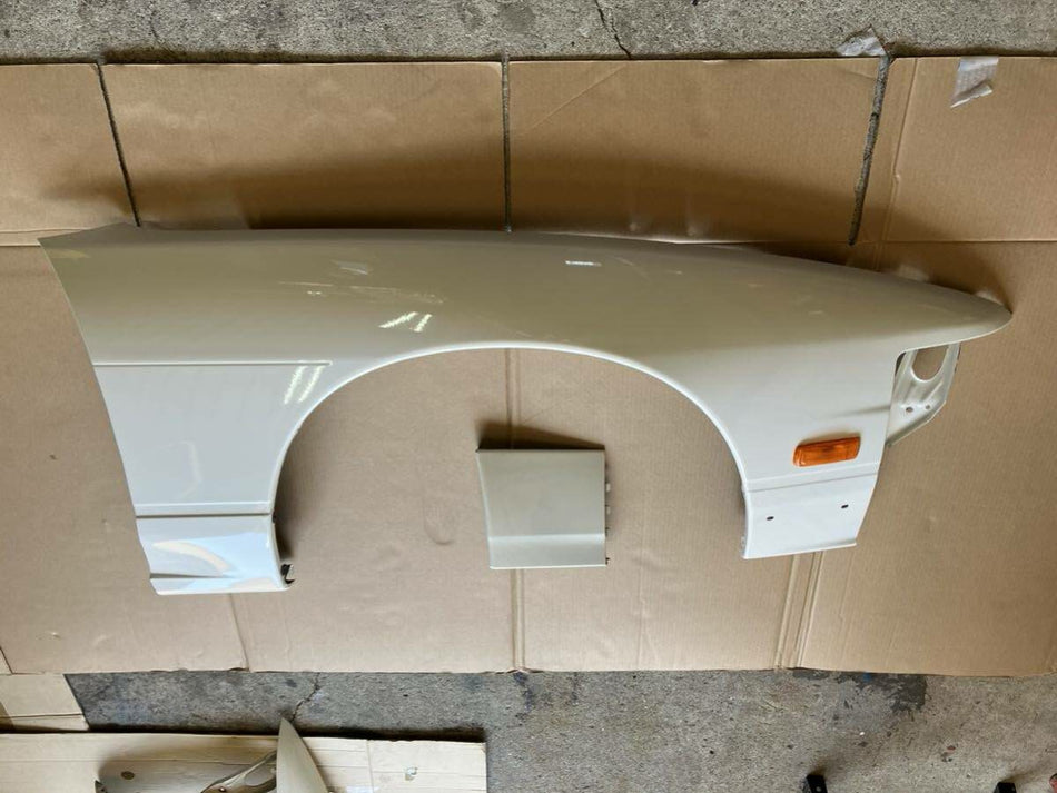 NISSAN S13 180SX RPS13 GENUINE FRONT RIGHT FENDER WING & VALANCE