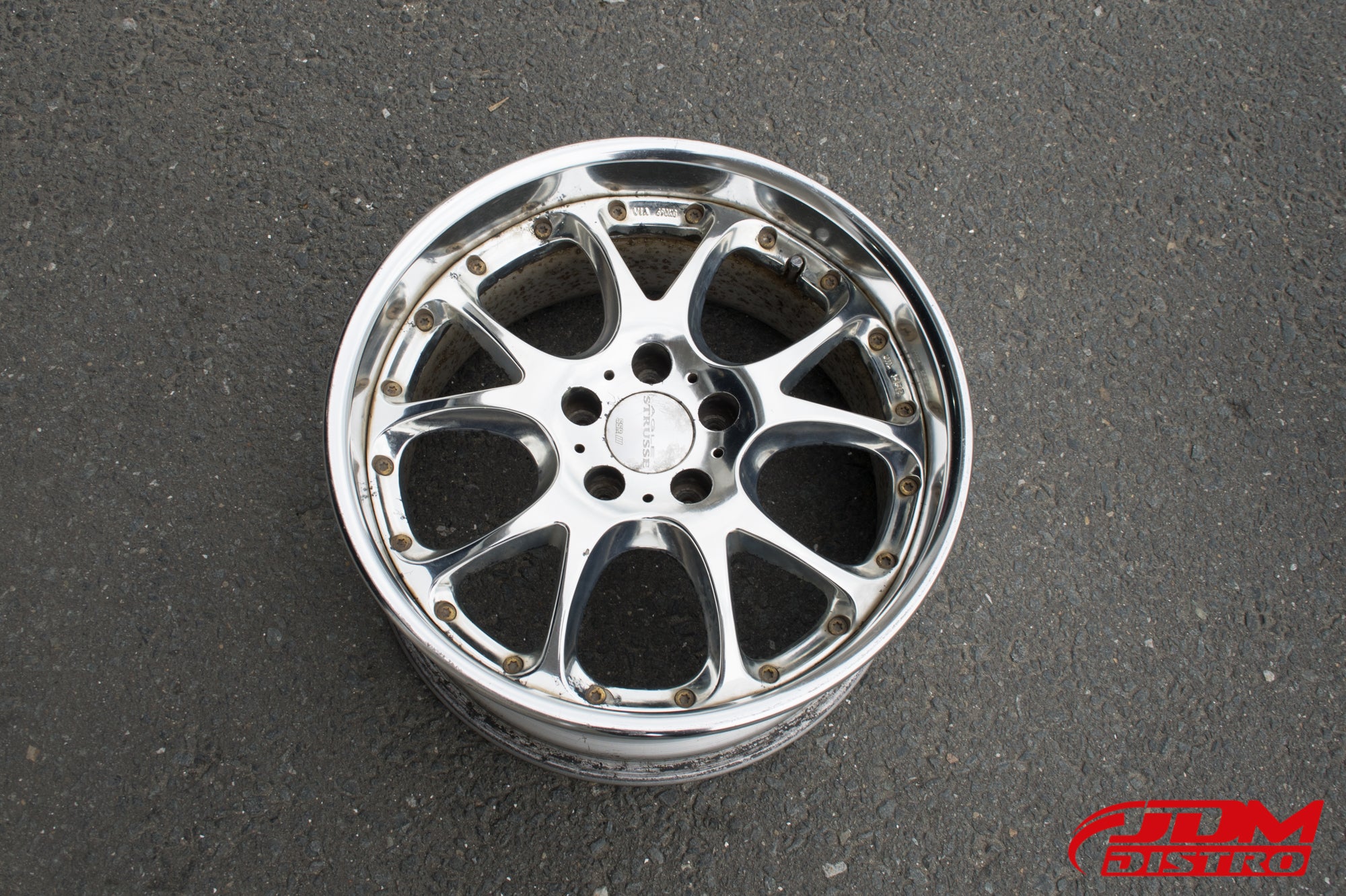 yjm3932182-ssr-agle-strusse-