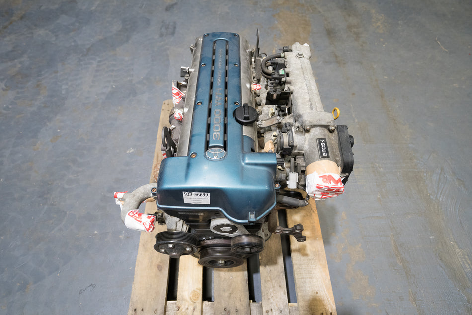 TOYOTA SUPRA JZA80 ARISTO JZS161 2JZGTE VVTI ENGINE