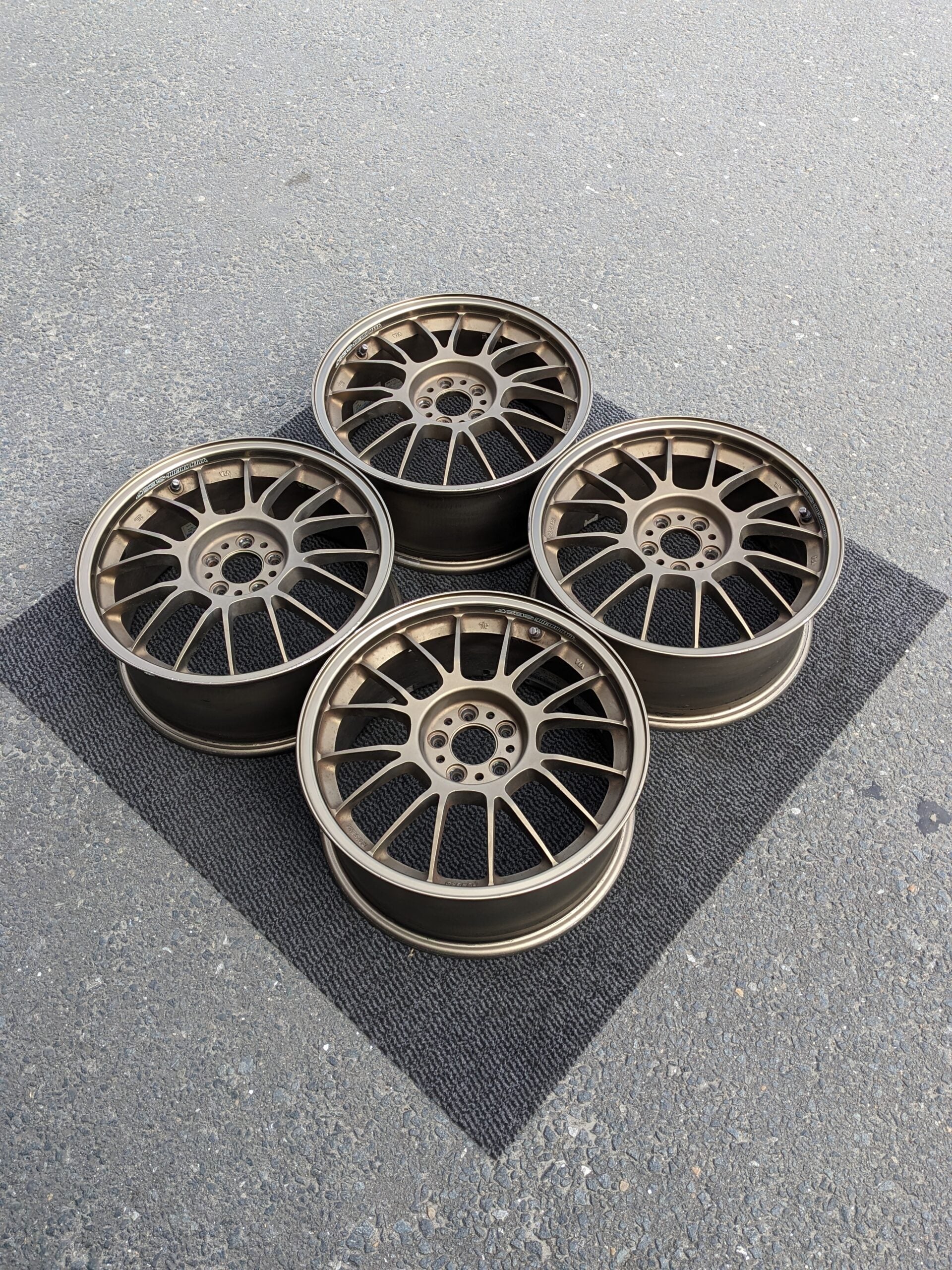 お取引終了　　RAYS VOLK RACING SE37K 鍛造アルミ　17x7.5J +48mm　タイヤダンロップEC203　215/45R17　４本セット RAYS VOLK RACING SE37K OG BRONZE - JDM Distro - Buy JDM Wheels