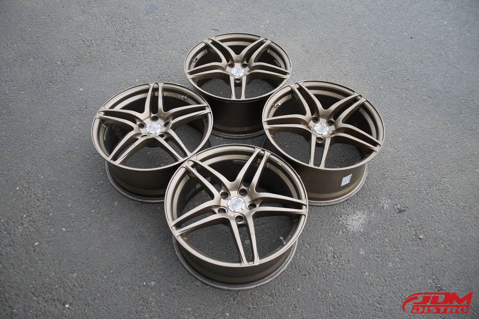 YOKOHAMA ADVAN AVS MODEL 5
