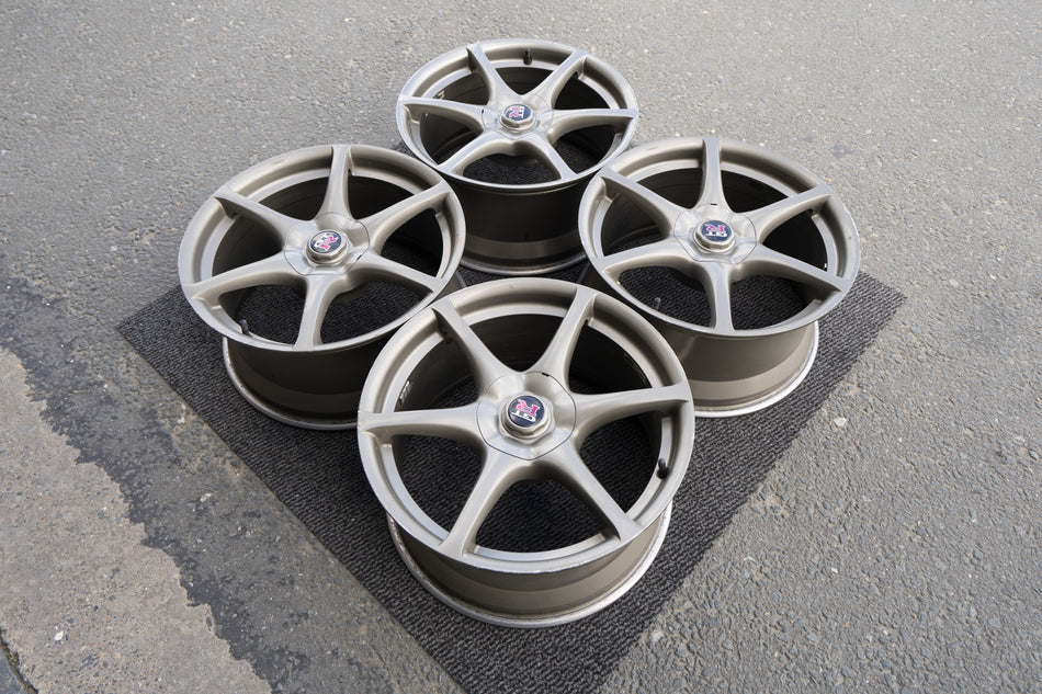 NISSAN R34 SKYLINE GTR BNR34 GENUINE OEM FORGED WHEELS WITH CAPS