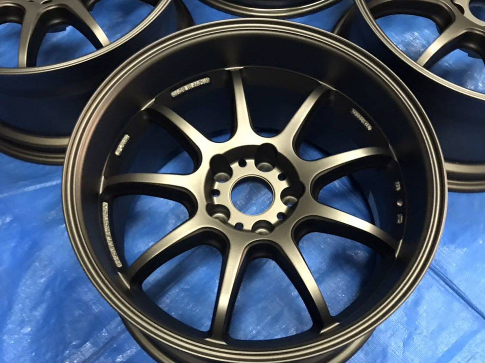 NEW WORK EMOTION D9R GTR