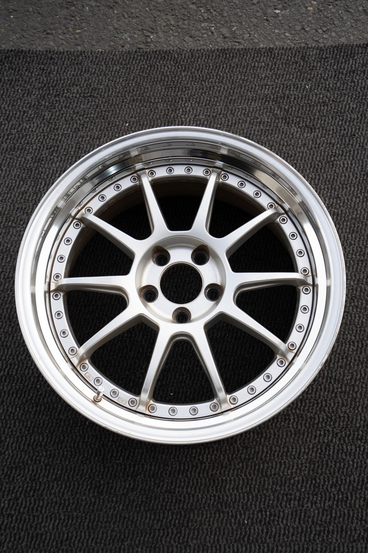 SSR PROFESSOR SP3 - JDM Distro - Buy JDM Wheels, Engines and Parts