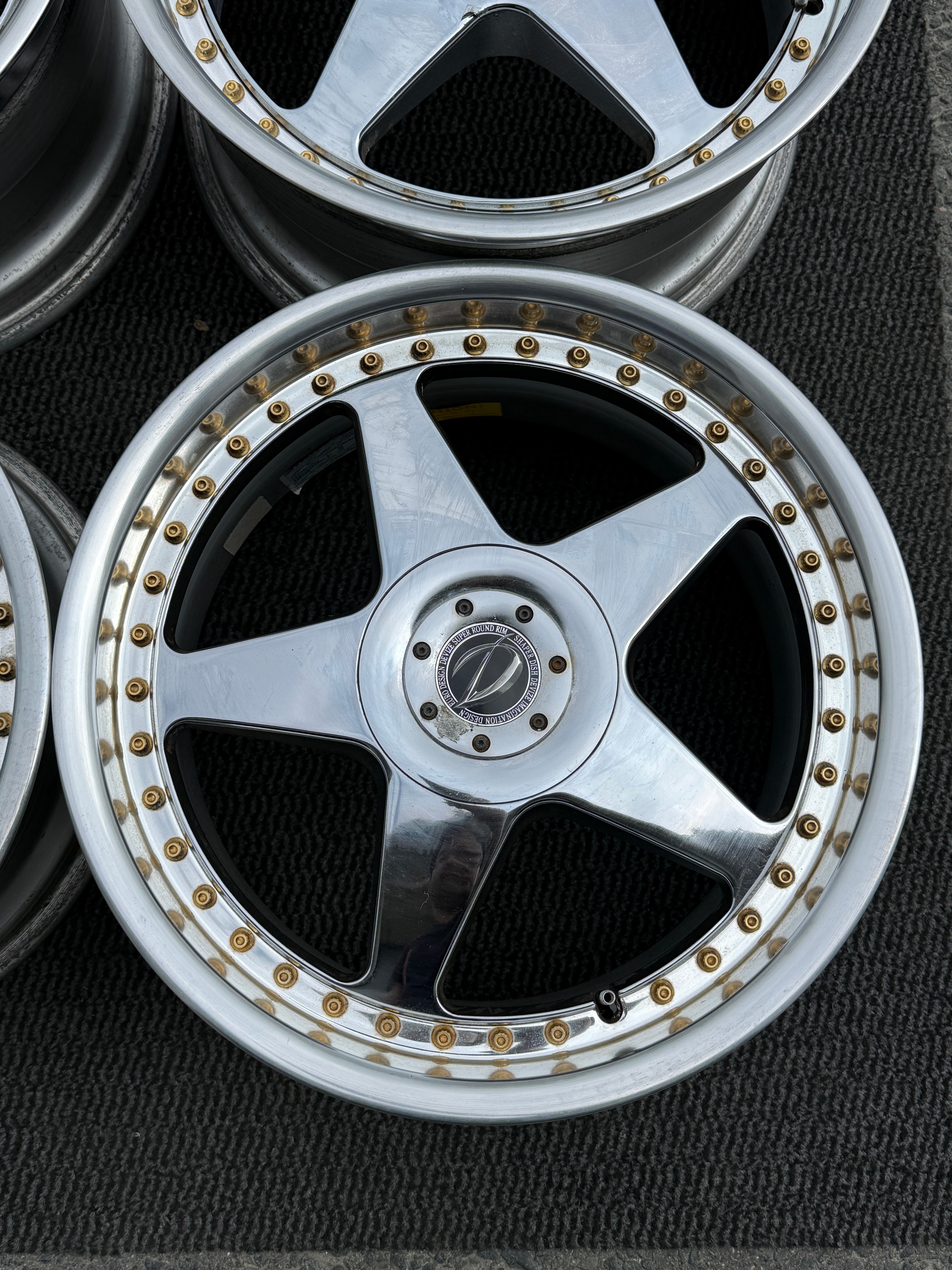 DESMOND DEVIZE CHROME - JDM Distro - Buy JDM Wheels, Engines and