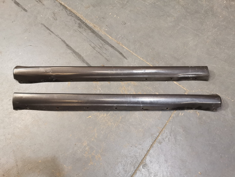 NISSAN SKYLINE R32 GTR BNR32 GENUINE OEM SIDE SKIRTS