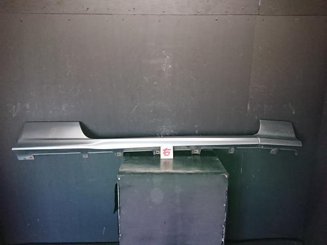 NISSAN SILVIA S15 SPEC-R GENUINE RIGHT RHS AERO SIDE SKIRT