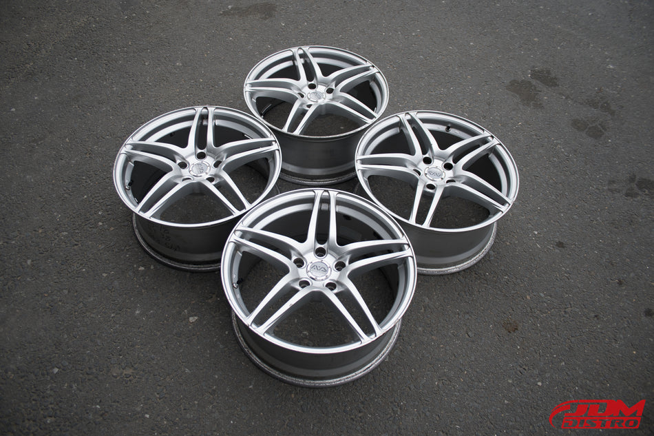 YOKOHAMA ADVAN AVS MODEL 5