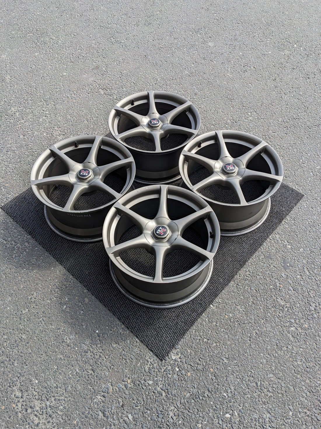 NISSAN R34 SKYLINE GTR BNR34 GENUINE OEM FORGED WHEELS WITH CAPS - JDM ...