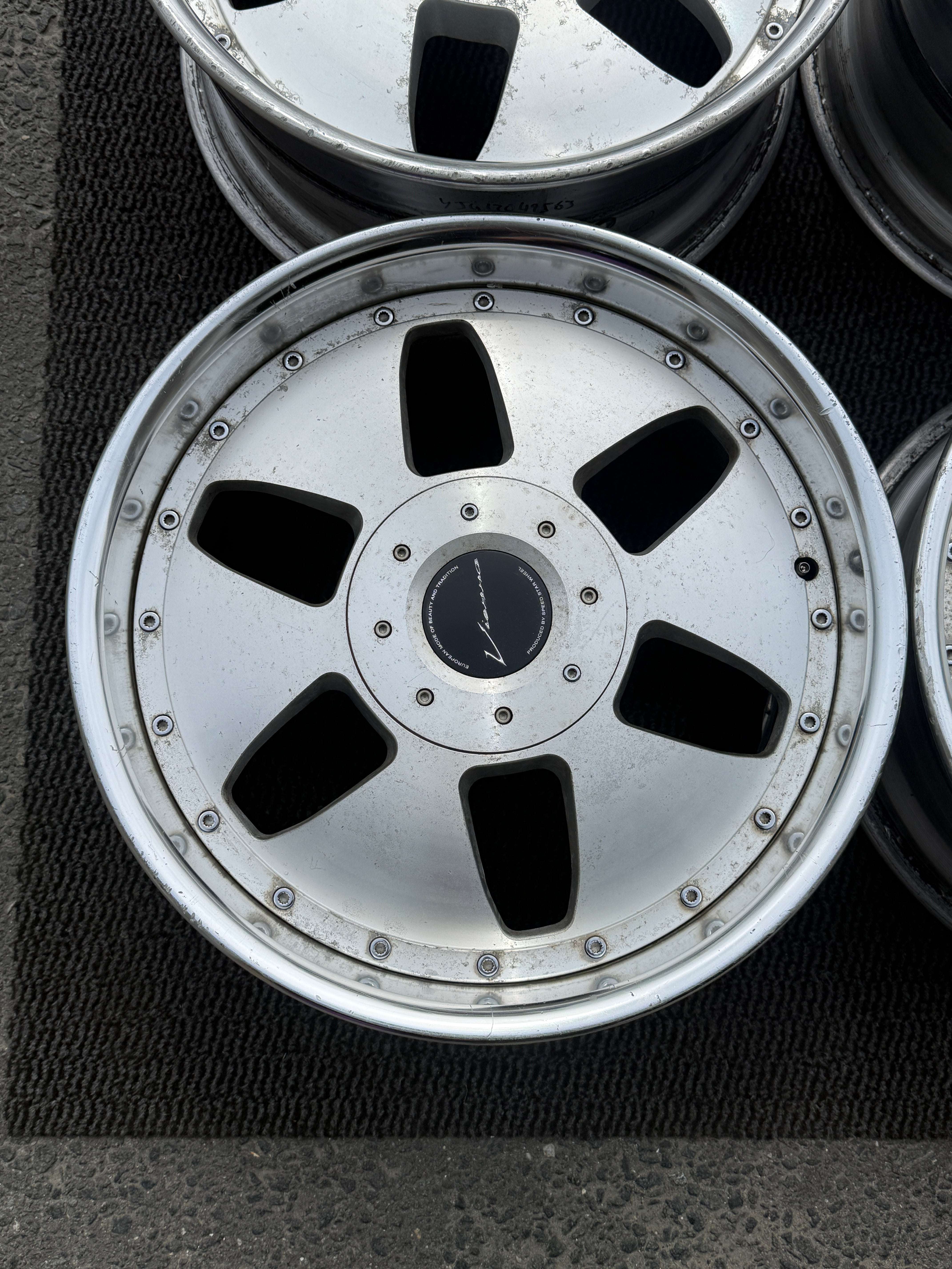 SSR VIENNA KREIS - JDM Distro - Buy JDM Wheels, Engines and Parts
