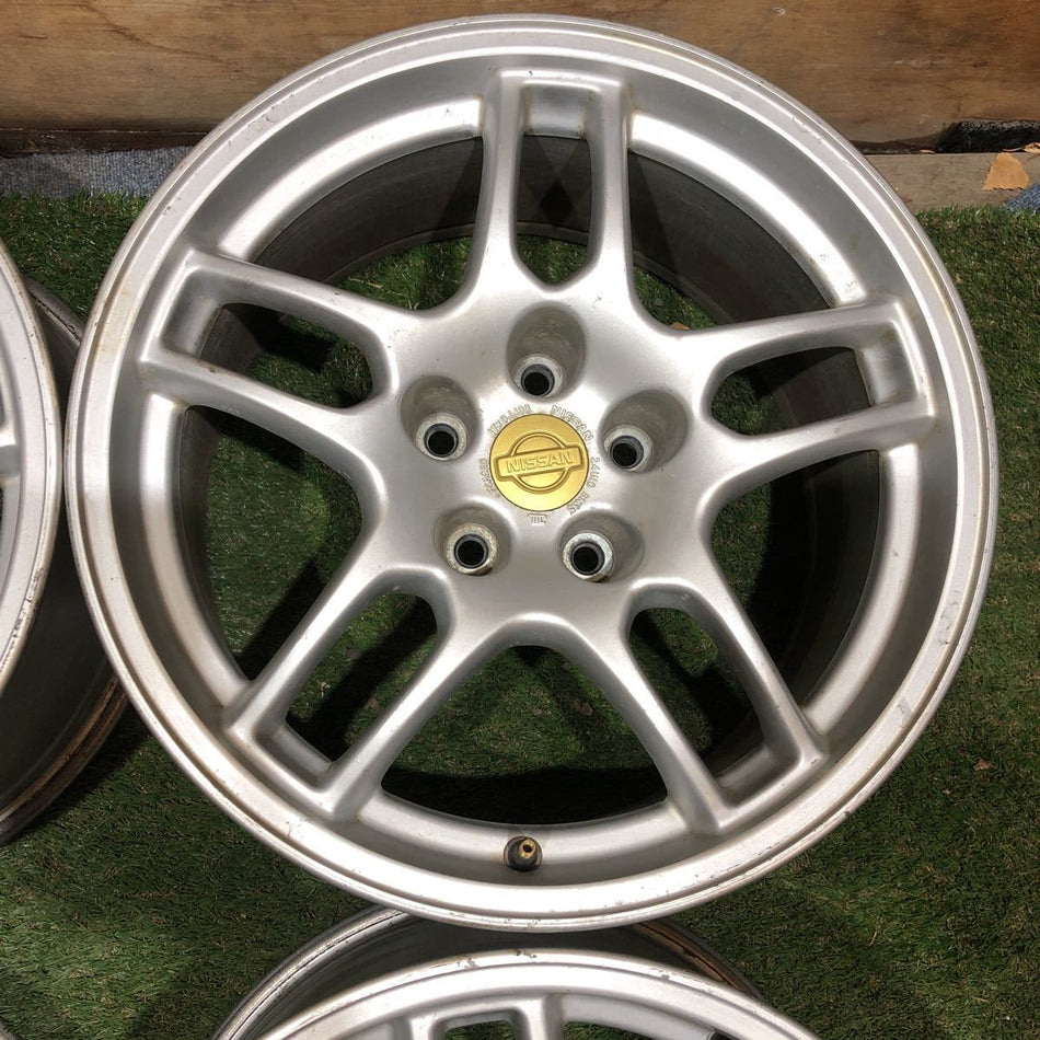 NISSAN SKYLINE R33 GTR GENUINE FORGED WHEELS