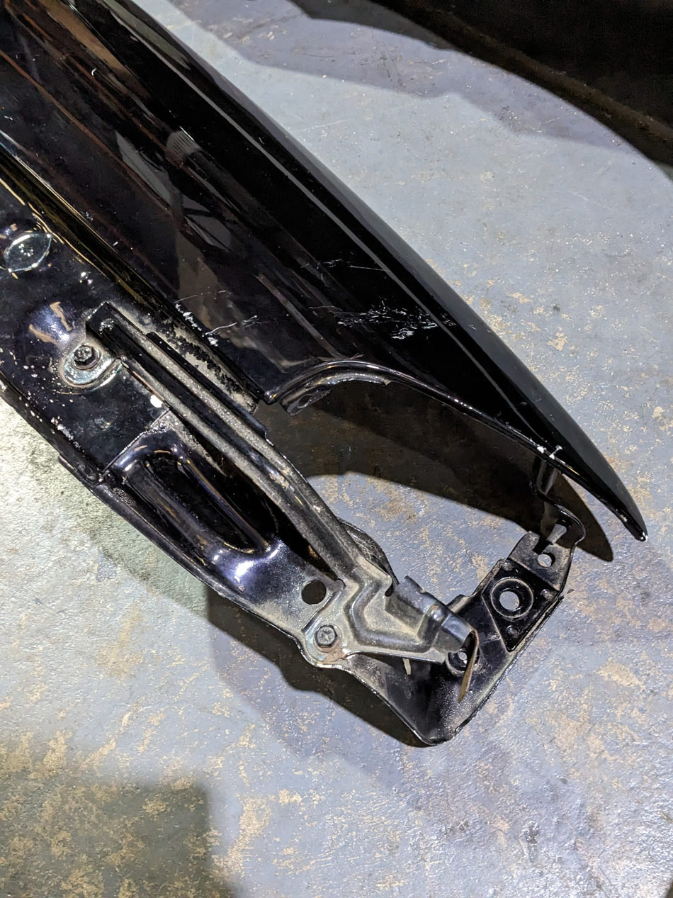 NISSAN SKYLINE R32 GTR BNR32 GENUINE FRONT RIGHT RHS FENDER WING