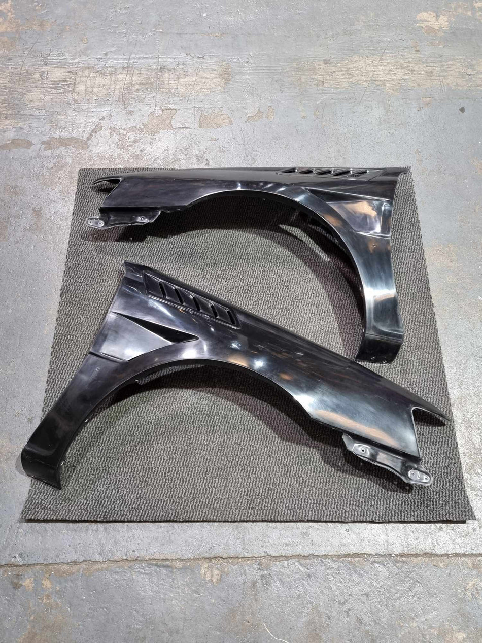 LIVE SPORTS FRONT FENDERS WINGS PAIR TOYOTA STARLET EP82