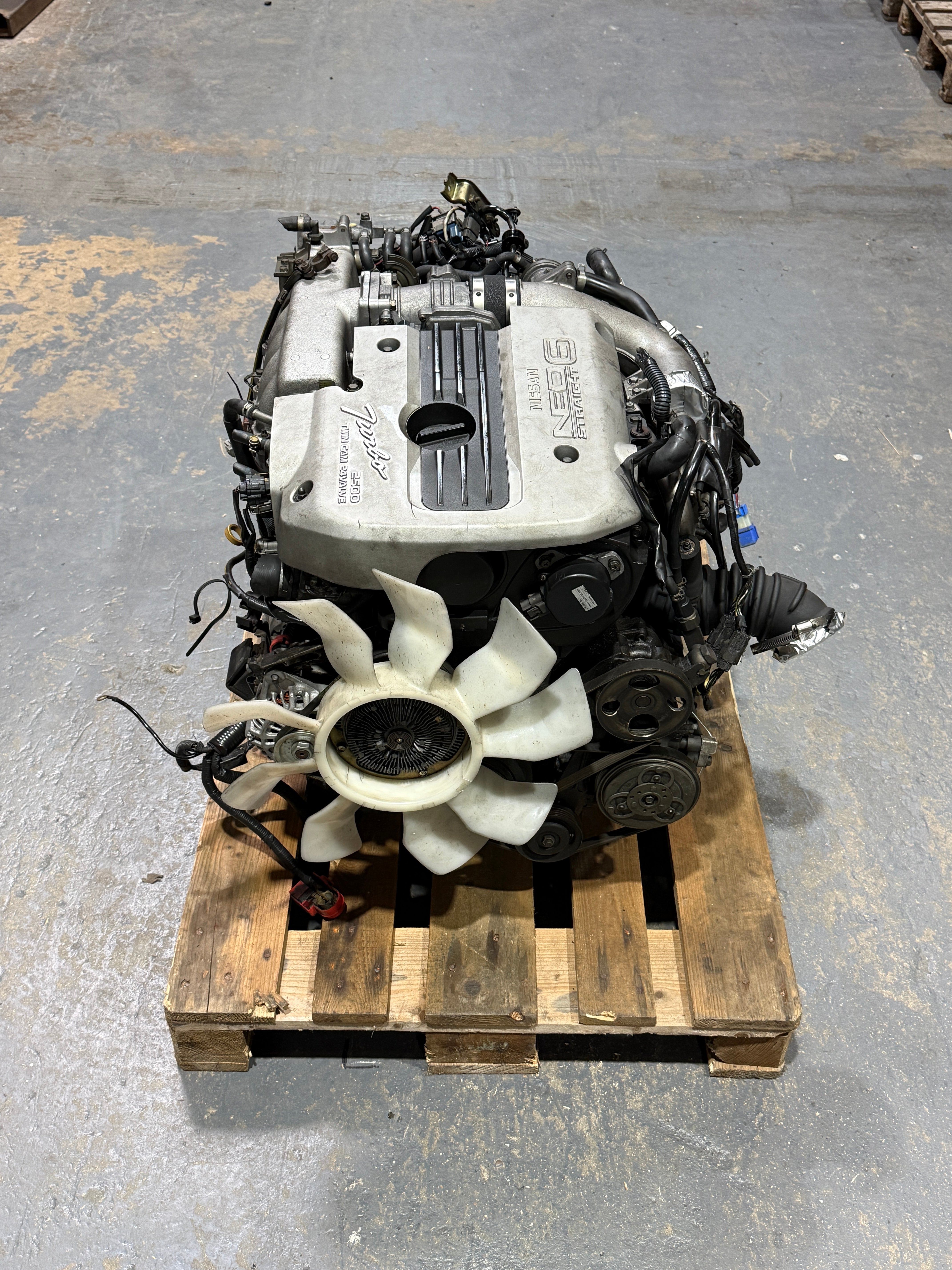 NISSAN SKYLINE R34 / STAGEA WGC34 RB25DET NEO ENGINE - JDM Distro
