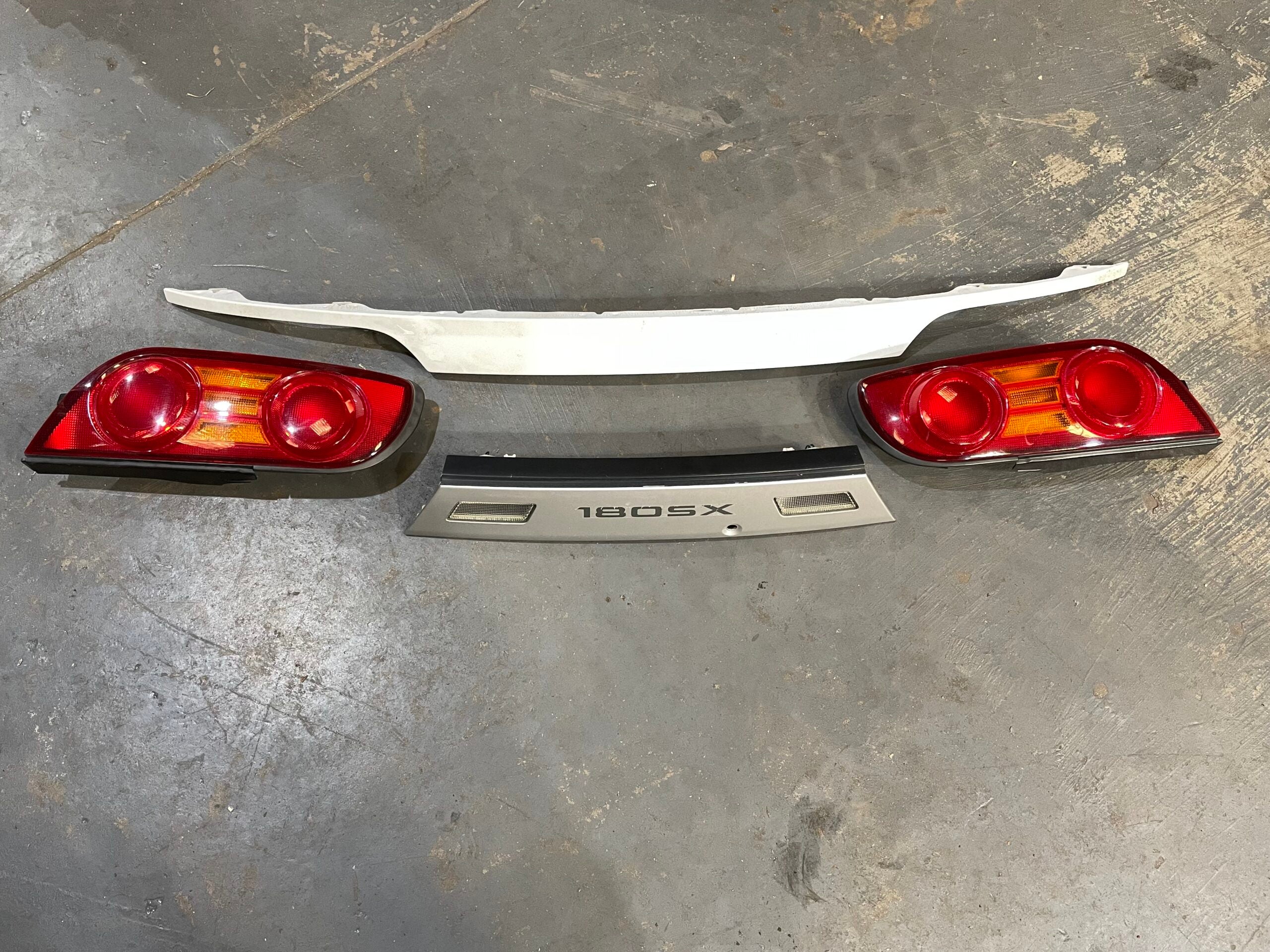 NISSAN 180SX S13 KOUKI TAIL LIGHT SET WITH GARNISH & REAR